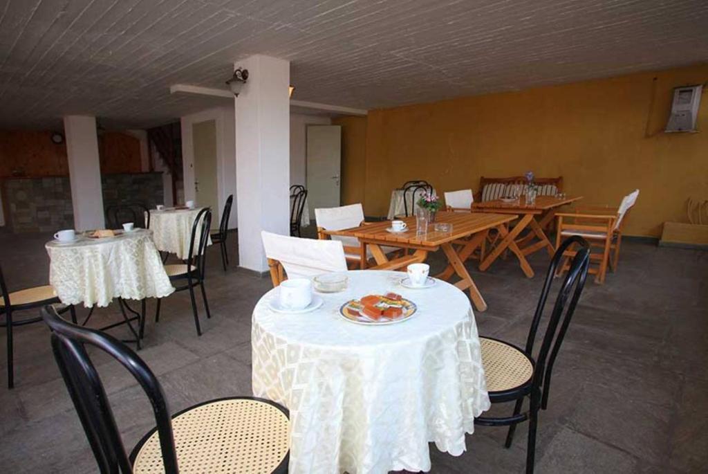 Hotel Aggeliki Скопелос Экстерьер фото